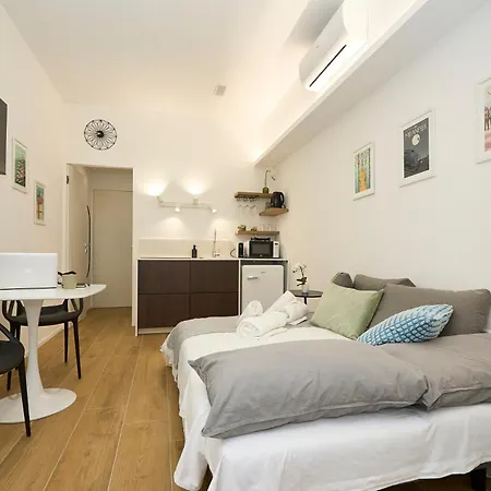 Duomo 10 Min - Cozy With Netflix & Wifi Apartment Milan